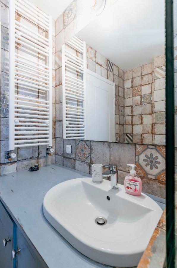Comfortable 2 Bd Apartment Close To Athens Archeological Museum Exterior foto